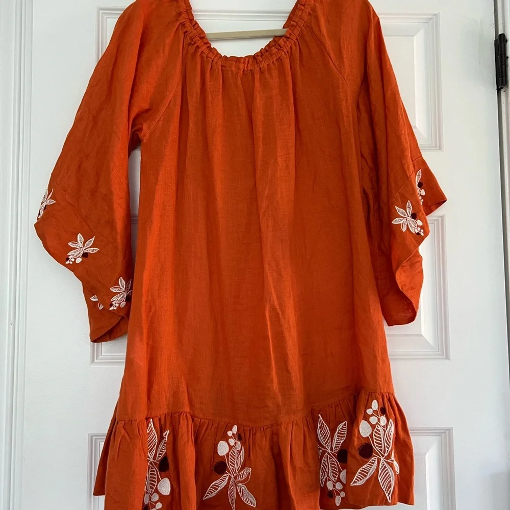 Elegant Orange Off-Shoulder Blouse with Embroidery - Picture 3 of 4